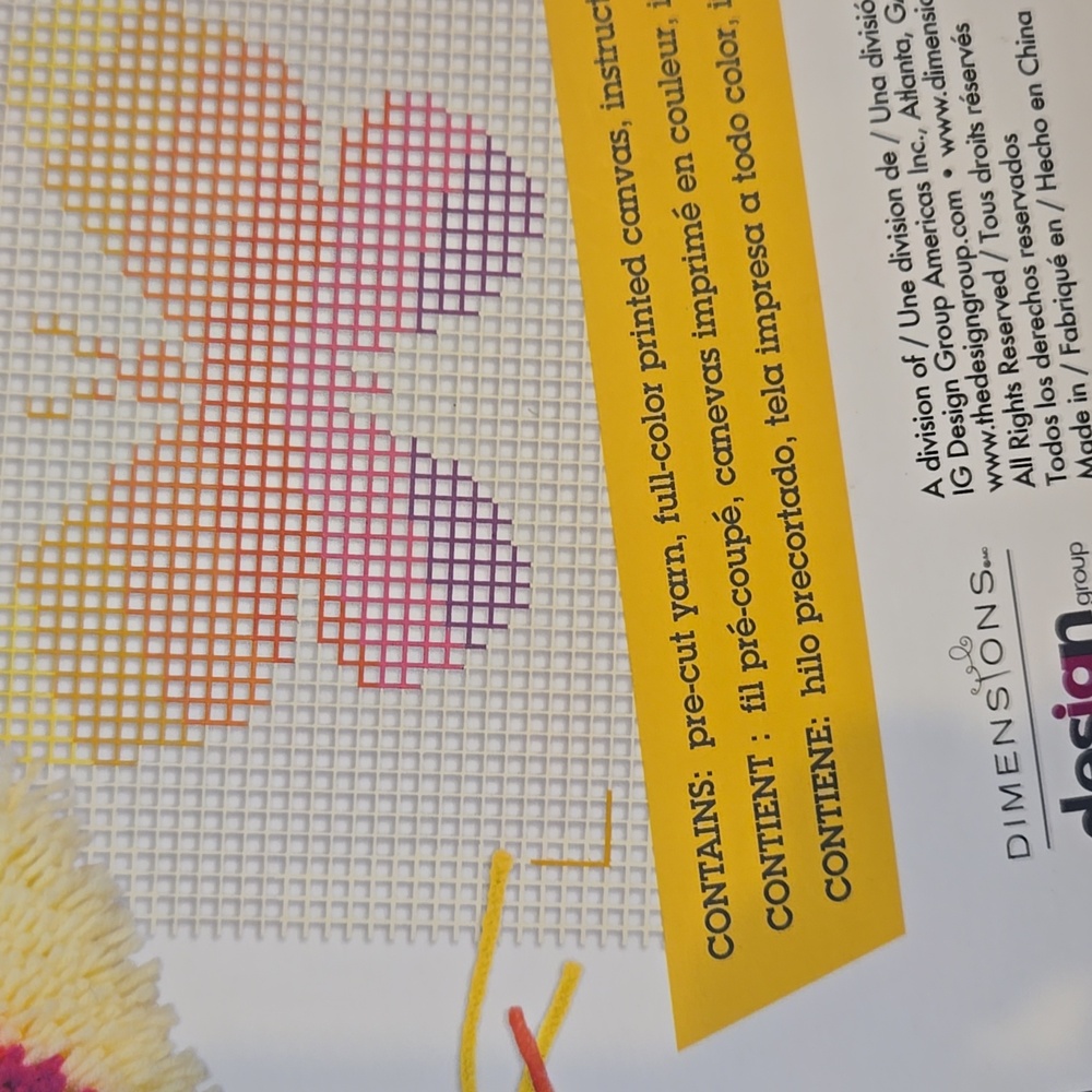 NIB Dimensions LatchHook'd Butterfly Kit - Picture 6 of 7